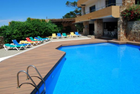 Гостиница Hotel Sa Riera  Багур